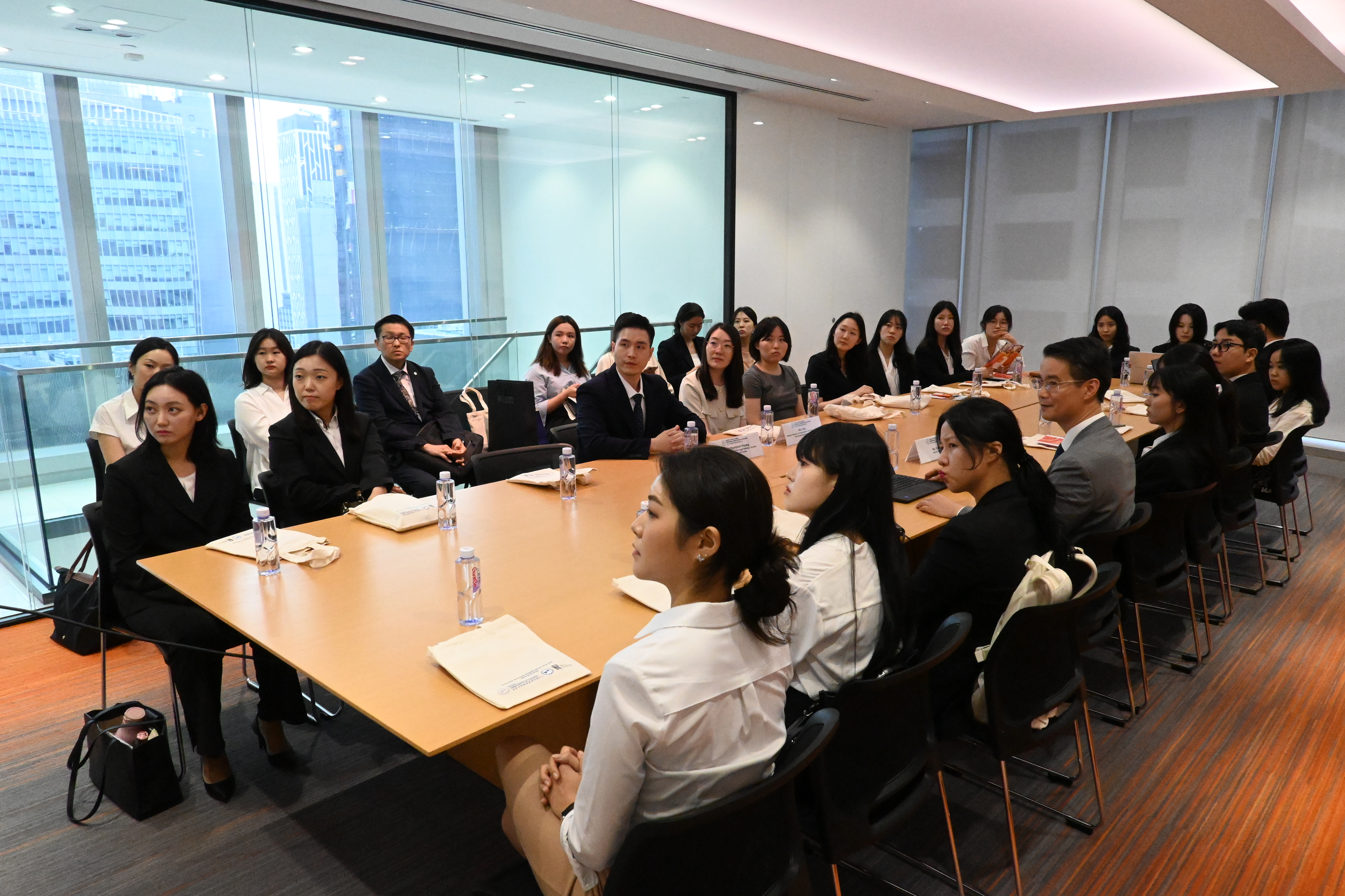 AALCO-HKRAC Welcomed Korean Ministry of Justice and Korean Legal Interns – 29 July 2024