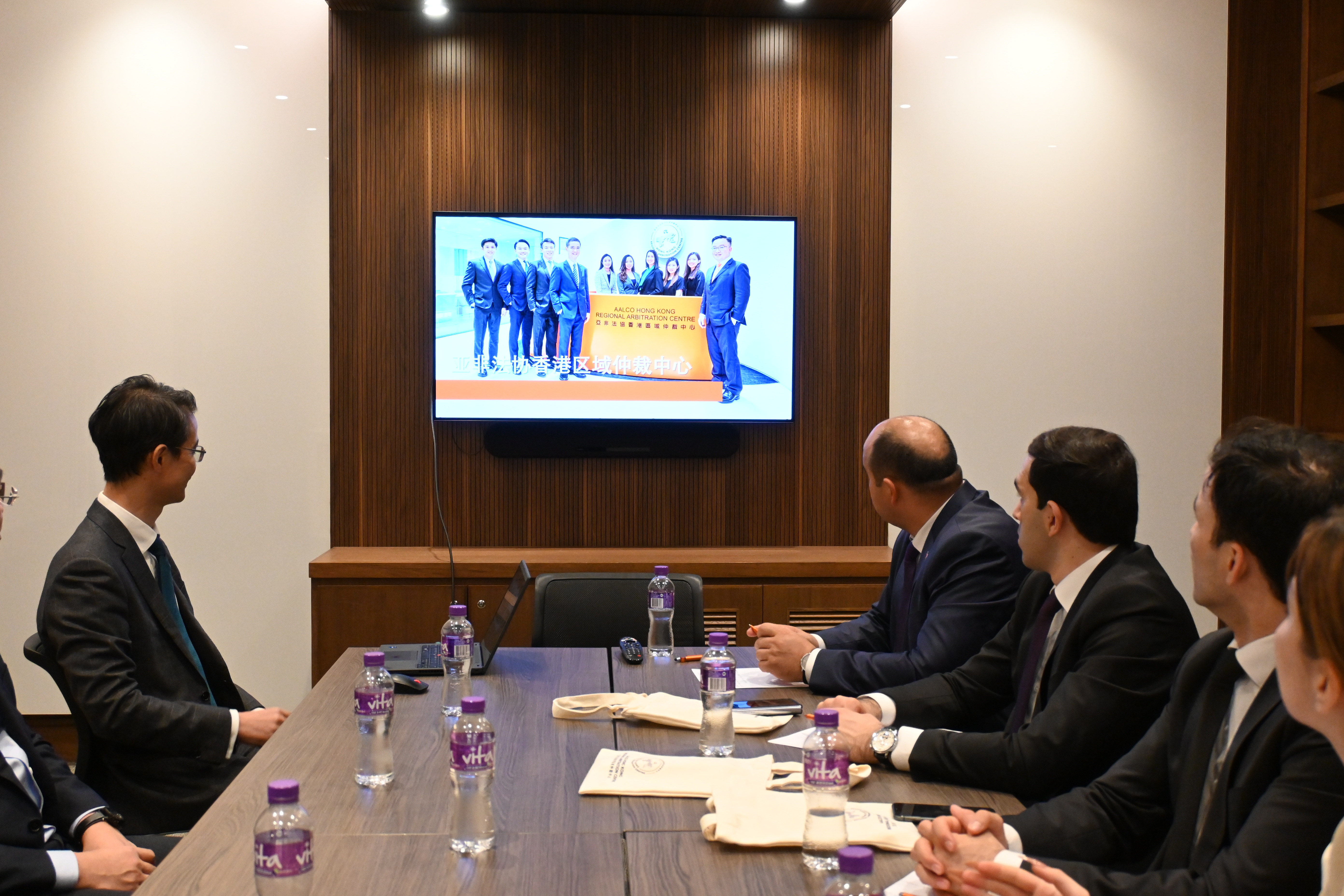Enhancing Legal Cooperation Under the Belt and Road Initiative: AALCO-HKRAC Receives Delegation from the Ministry of Justice of Tajikistan – 17 December 2025
