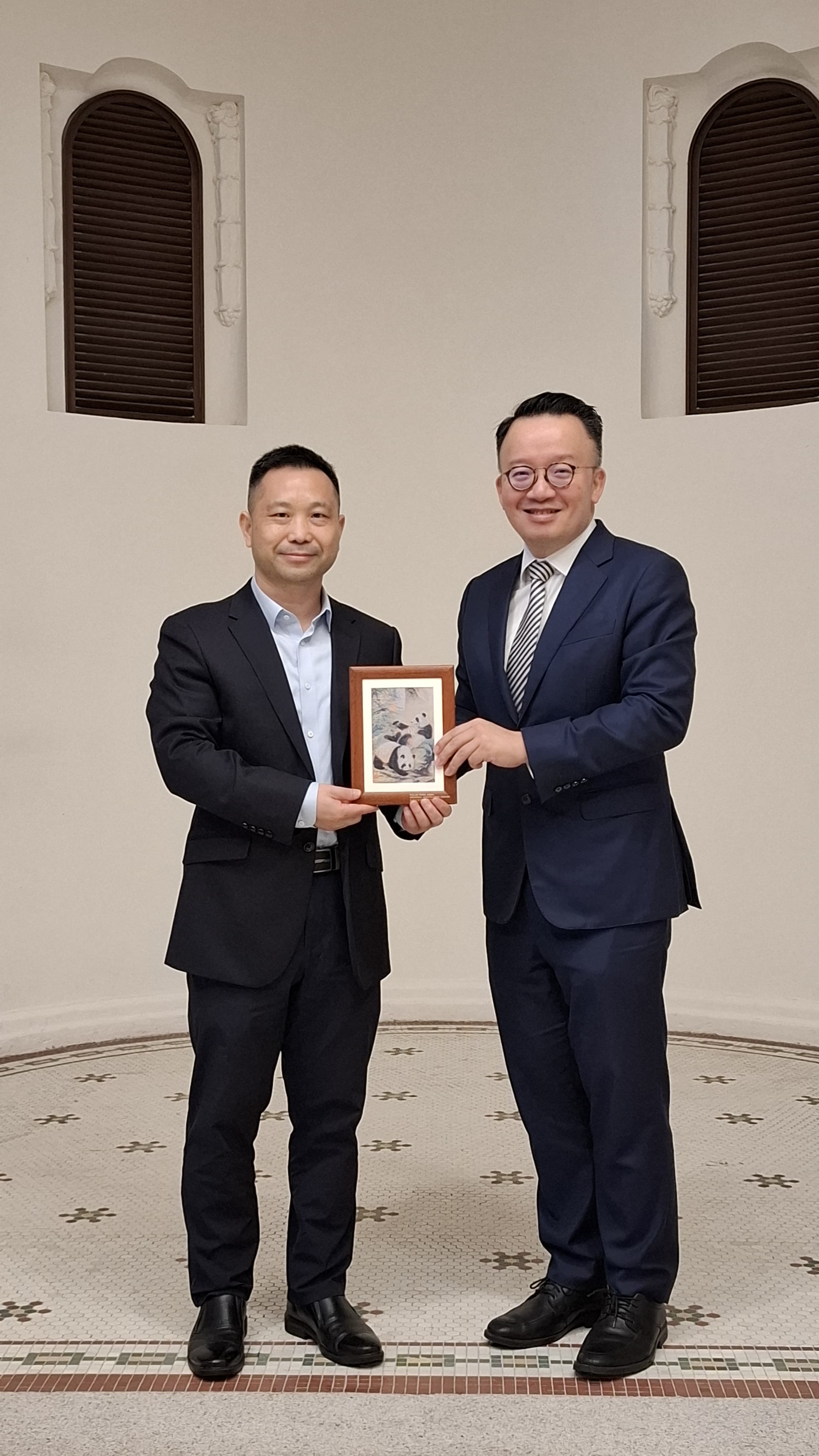 Advancing Guangzhou-Hong Kong Arbitration and Mediation Cooperation: Guangzhou Legal Delegation Visits AALCO-HKRAC – 11 June 2025